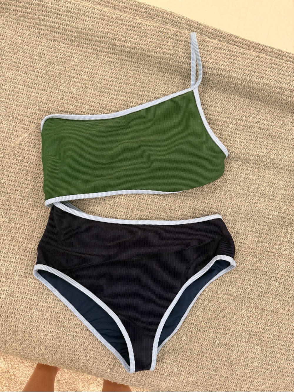 Beachriot Liora swimsuit